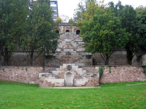 Ehrenmal