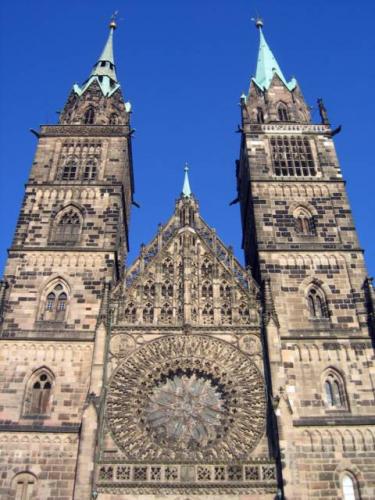 Lorenzkirche