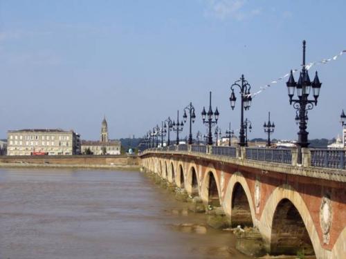 Pont de Pierre