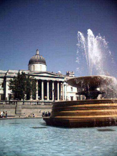 Trafalger Square, National Gallery