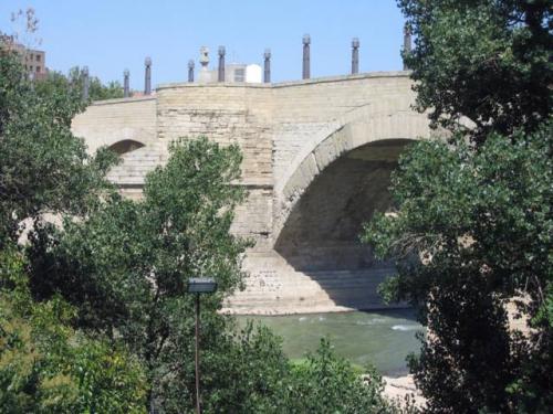Puente de Piedra