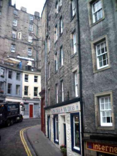 Victoria Street