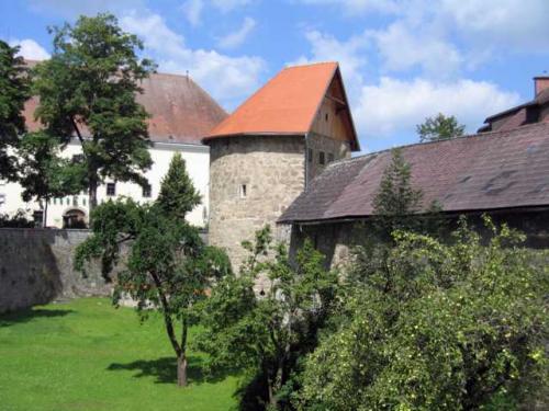 Bürgerkorpsturm, Braucommune