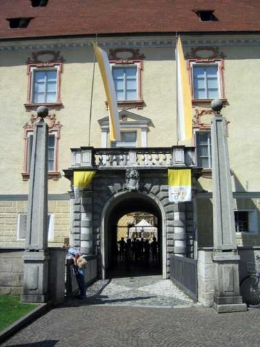 Fürstbischöfliche Burg ~ Palazzo Vescovile