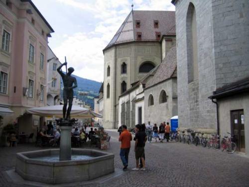 Albuingasse ~ Via S. Albuino