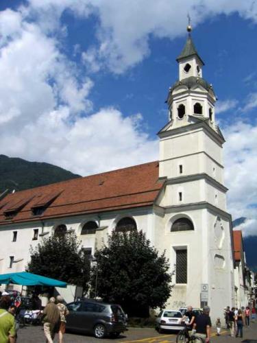 Hartmannsplatz ~ Piazza Hartmann