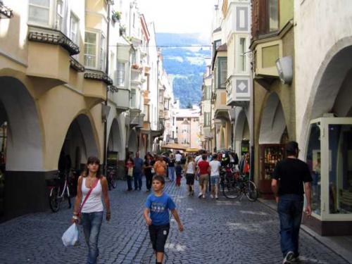 Große Lauben ~ Via Portici Maggiori