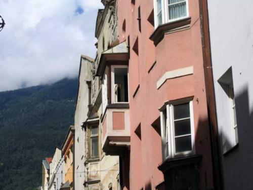 Große Lauben ~ Via Portici Maggiori 