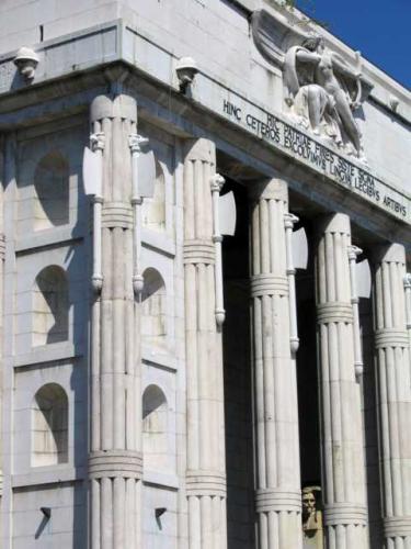Siegesdenkmal ~ Monumento alla Vittoria