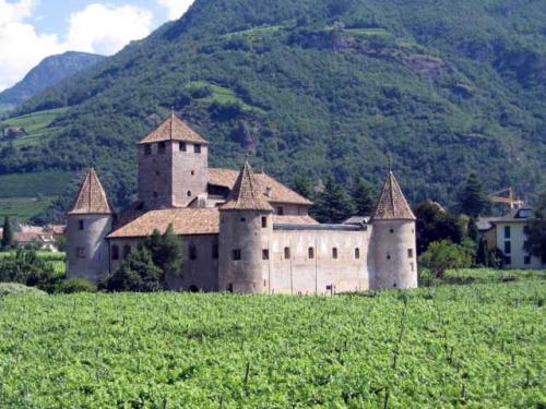Schloss Maretsch ~ Castel Mareccio