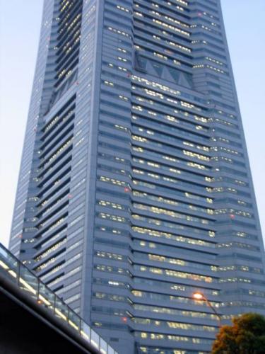 Landmark Tower Â· ãƒ©ãƒ³ãƒ‰ãƒžãƒ¼ã‚¯ã‚¿ãƒ¯ãƒ¼