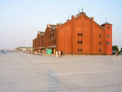 Red Brick Warehouse Â· èµ¤ãƒ¬ãƒ³ã‚¬å€‰åº«