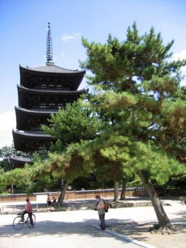 Five-storied Pagoda · 五重塔