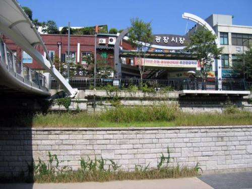 Cheonggyecheon · 청계천