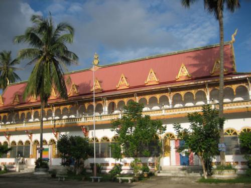 Wat Si Muang