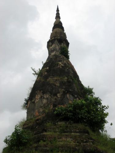 That Dam · พระธาตุดำ