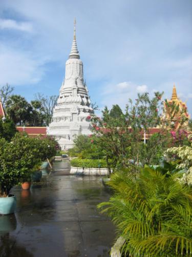 Royal Palace · ព្រះបរមរាជាវាំងនៃរាជាណាចក្រកម្ពុជា