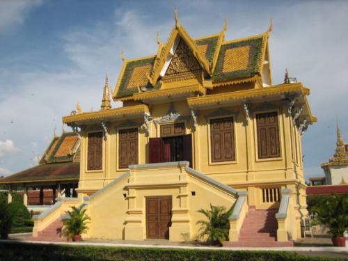 Royal Palace · ព្រះបរមរាជាវាំងនៃរាជាណាចក្រកម្ពុជា