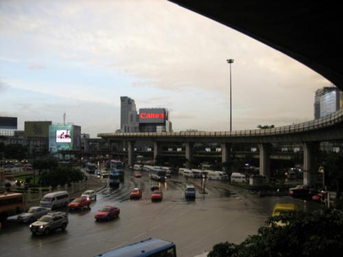 Victory Monument · อนุสาวรีย์ชัยสมรภูมิ